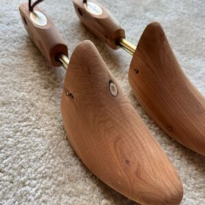 cedar boot stretchers/inserts